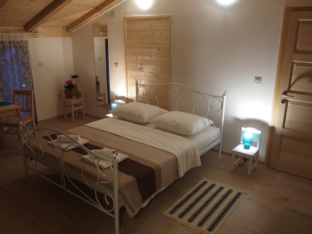 Guesthouse Casetta Verde Novaki Motovunski Bagian luar foto