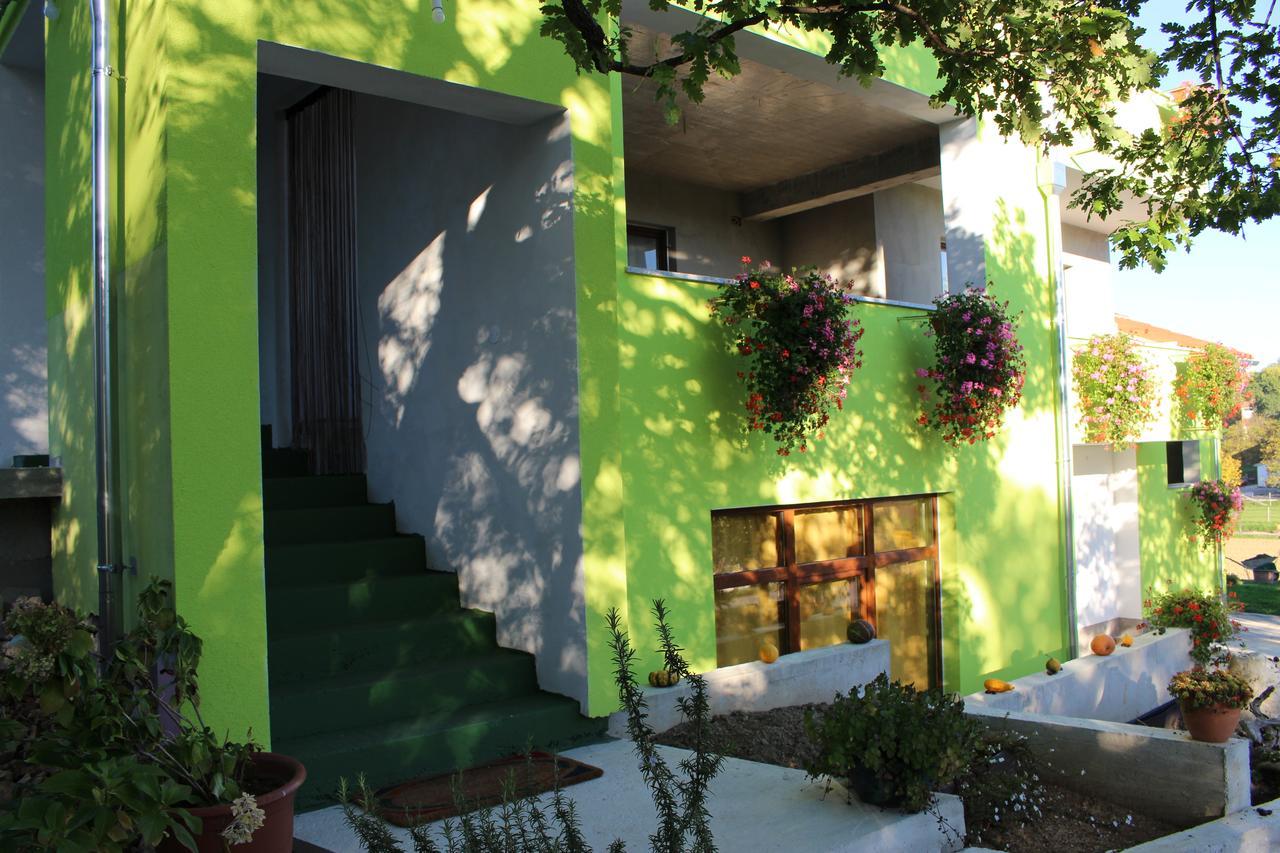 Guesthouse Casetta Verde Novaki Motovunski Bagian luar foto